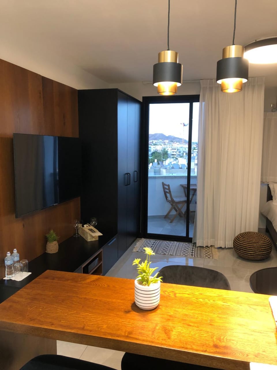 Communal lounge/ TV room