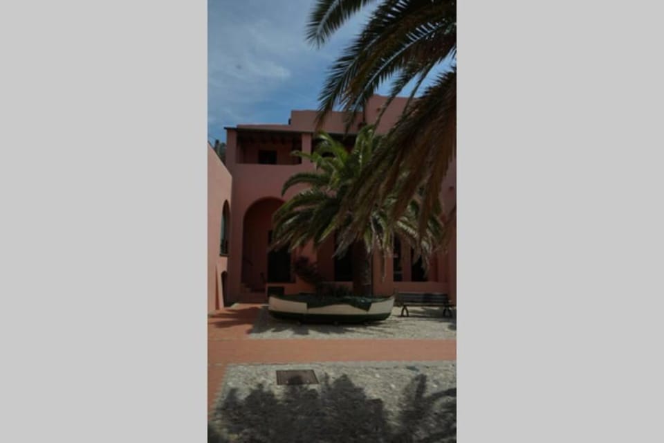 Varigotti casa a 150 metri dalla spiaggia!!!! Apartment in Varigotti