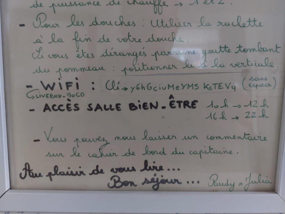 APPART sur l'EAU SPA Proche PARIS Apartment in Île-de-France