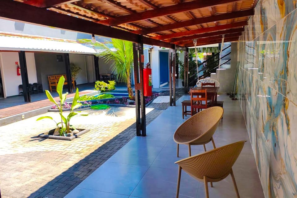 Day, Inner courtyard view