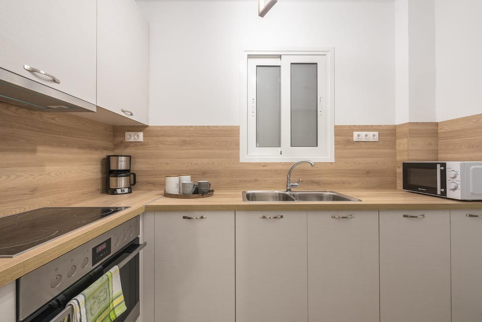 Coffee/tea facilities, Kitchen or kitchenette