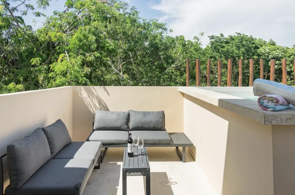 Casa Kuaan Mani TH 1 House in State of Quintana Roo