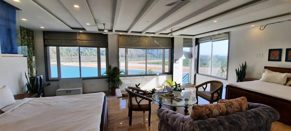 Meeram Ganga, A Heritage Stay by the Ganges at Triveni Ghat Bed and Breakfast in Rishikesh