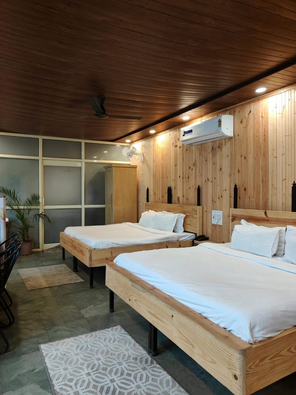 Meeram Ganga, A Heritage Stay by the Ganges at Triveni Ghat Bed and Breakfast in Rishikesh