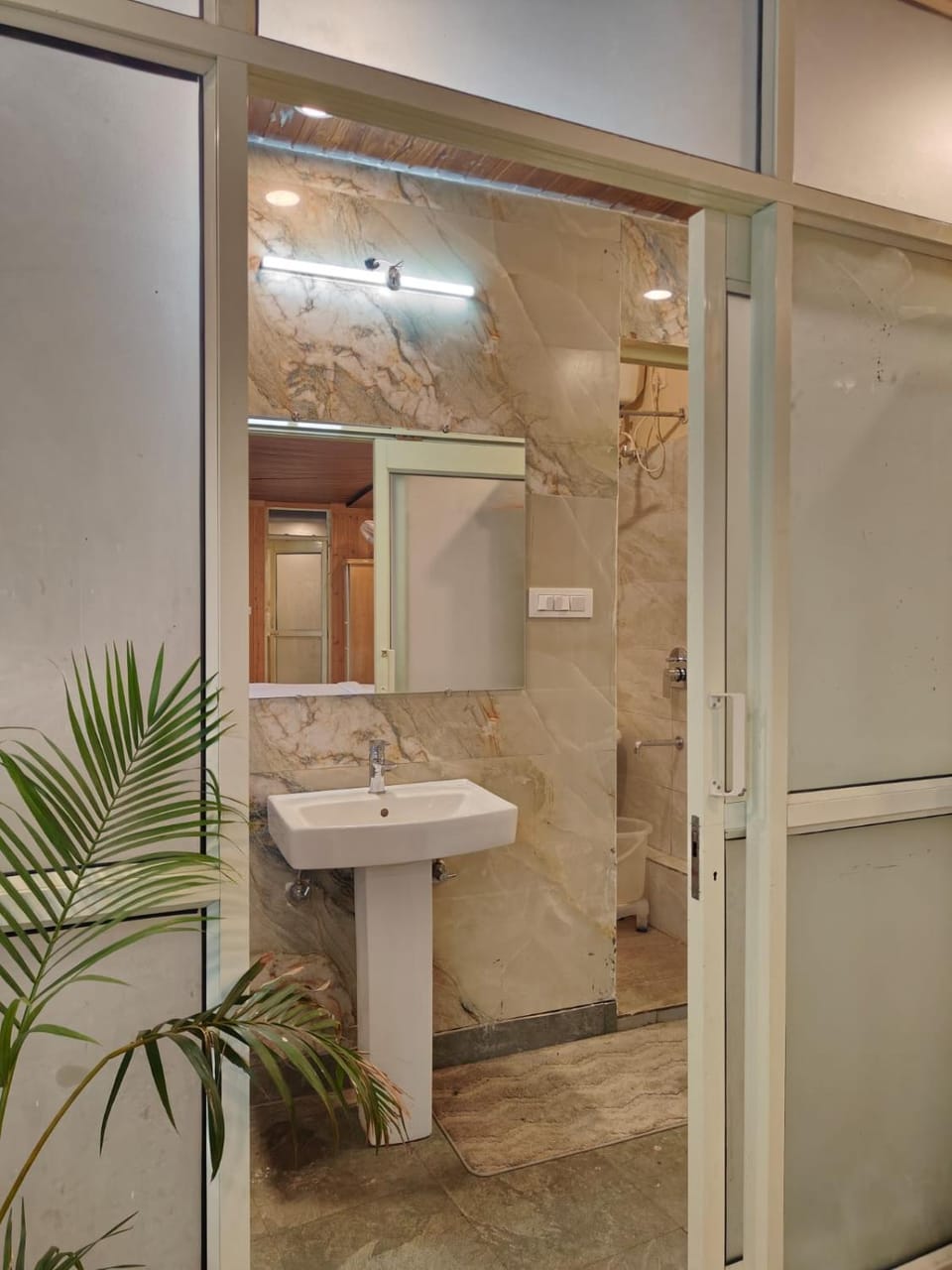 Meeram Ganga, A Heritage Stay by the Ganges at Triveni Ghat Bed and Breakfast in Rishikesh