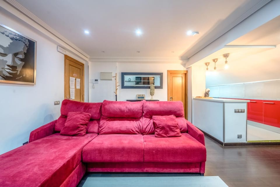 Communal lounge/ TV room, TV and multimedia, Living room