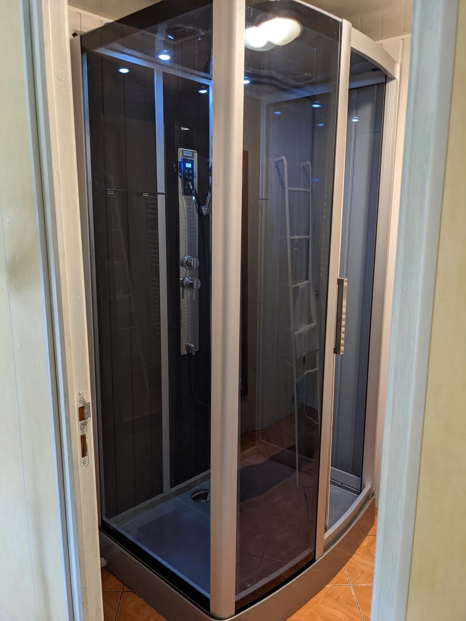 Shower, Bathroom