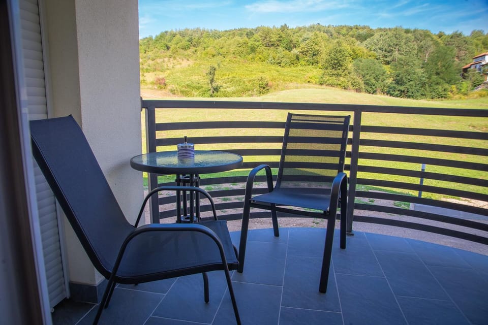 Day, Natural landscape, View (from property/room), Balcony/Terrace, Seating area