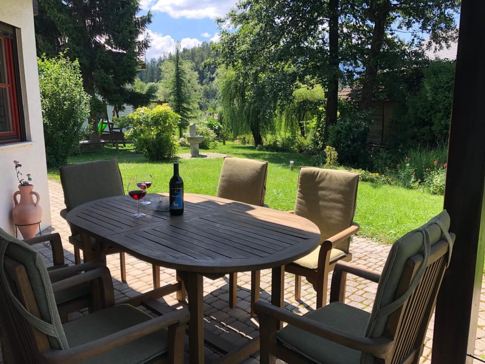 Garden, Balcony/Terrace