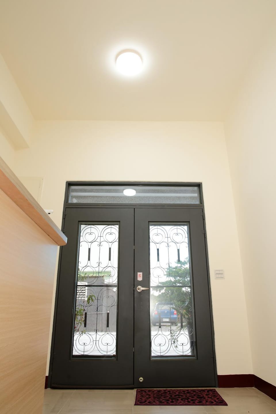 Facade/entrance