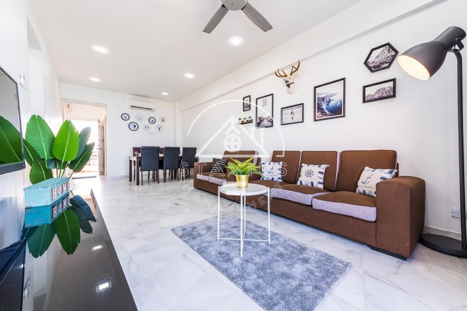 TV and multimedia, Living room, Seating area, fireplace