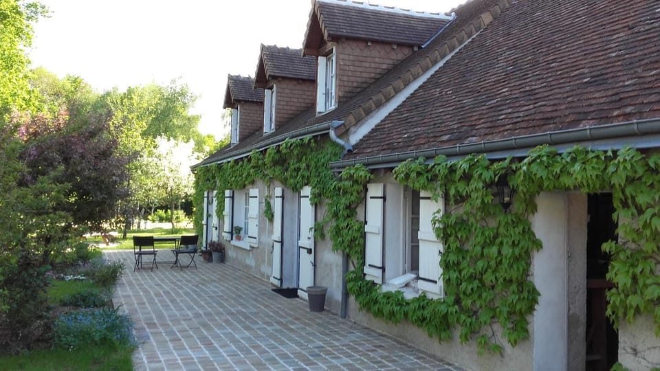 Property building, Garden