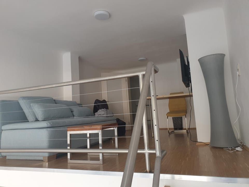 Design Gallery City Center Apartment in Leipzig