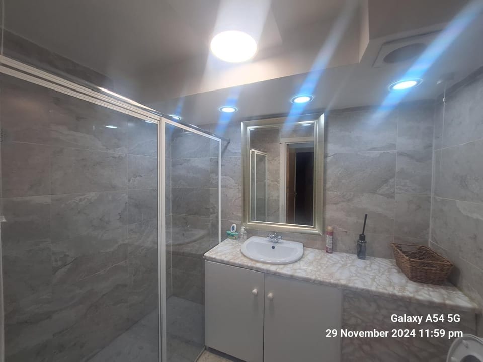 Login house A Apartment in Londonderry