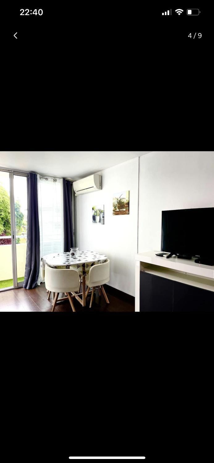 Appartement avec piscine privée Apartment in Cagnes-sur-Mer