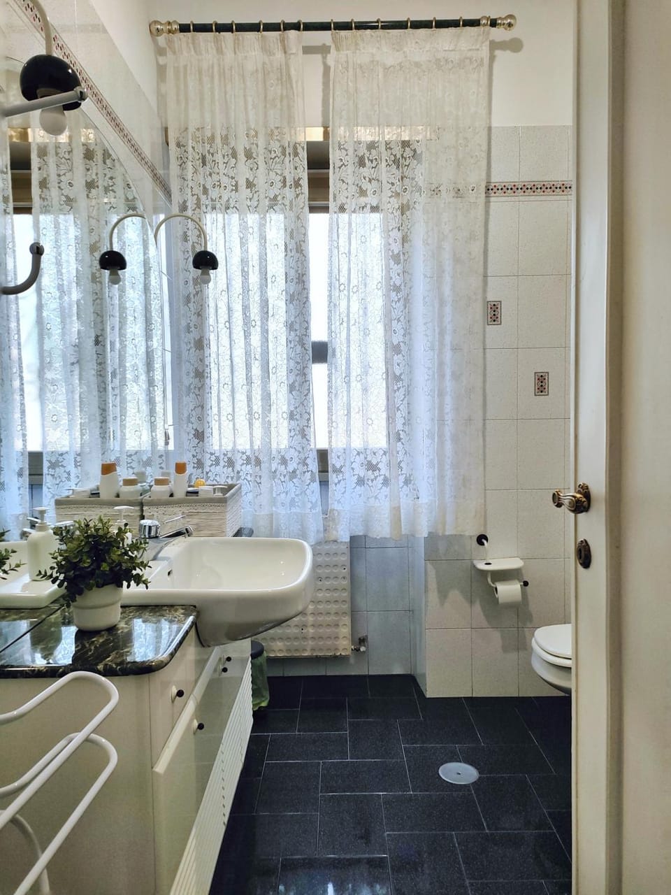 Toilet, Bathroom