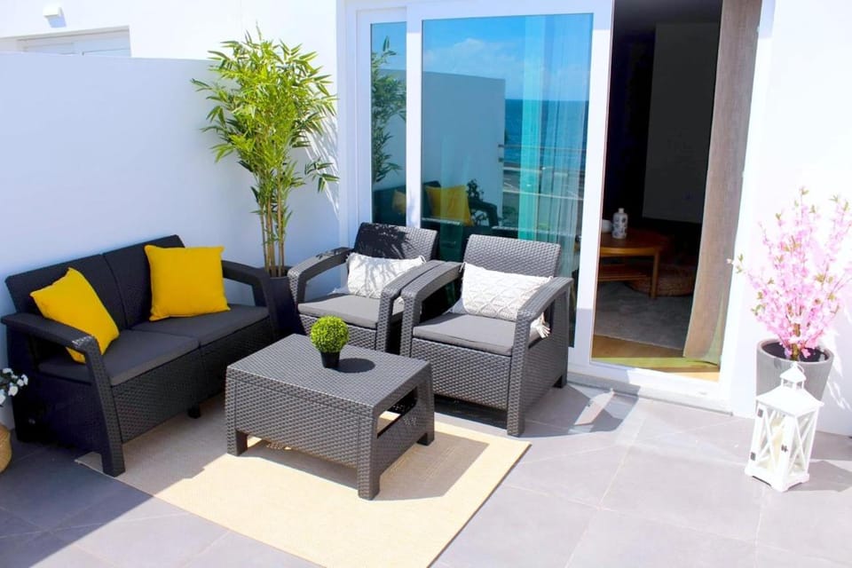 South Sea Rooftop Apartment in Ponta Delgada