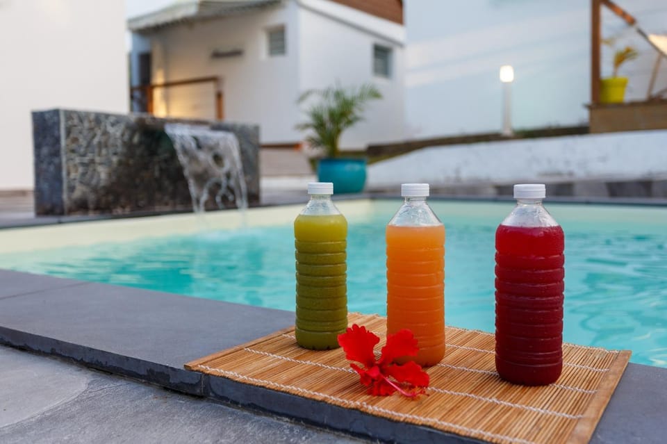 Day, Food and drinks, Pool view, Swimming pool, Drinks