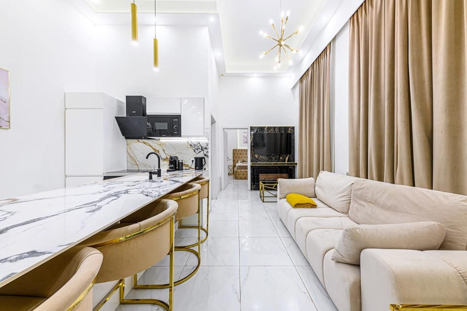 Communal lounge/ TV room, TV and multimedia, Living room, Evening entertainment, air conditioner