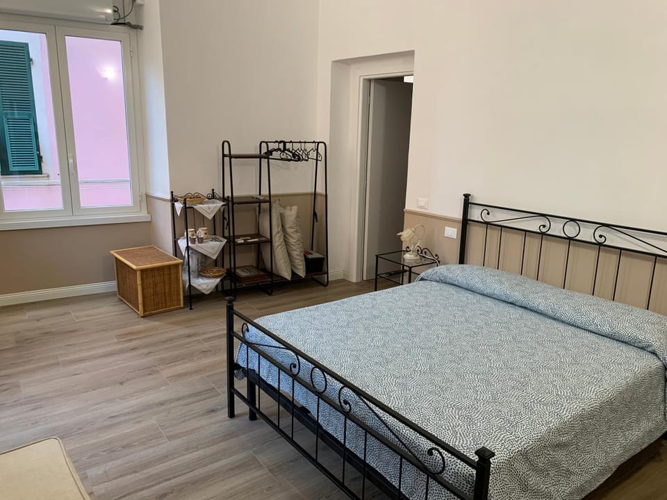 DOMUS L’AUREA Bed and Breakfast in La Spezia