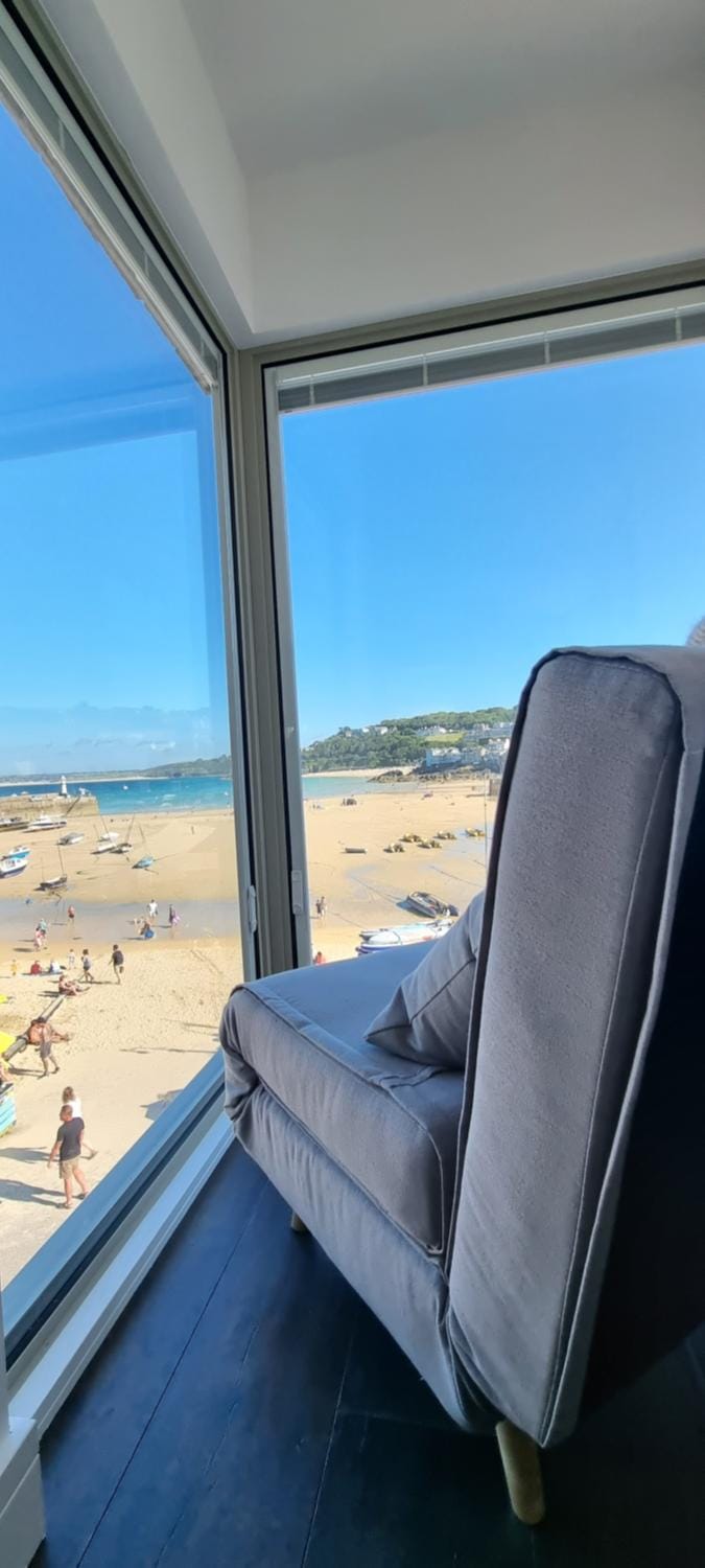 Natural landscape, Living room, Seating area, Beach, Sea view