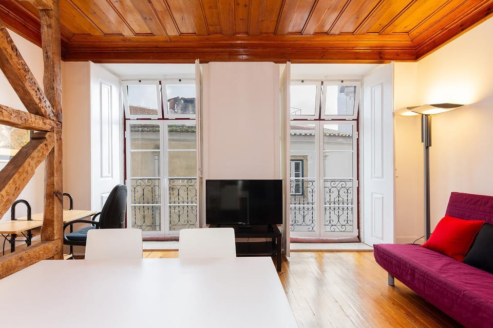 Alfama First Floor Apartment in Lisbon