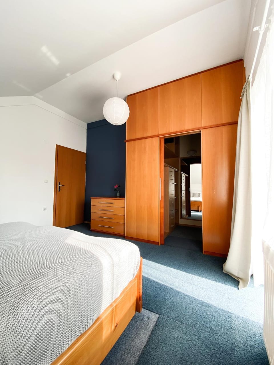 Bedroom, wardrobe