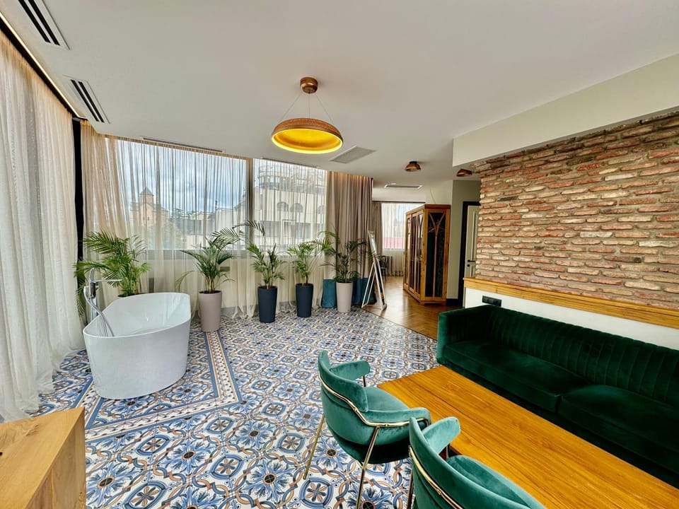 Living room, Seating area