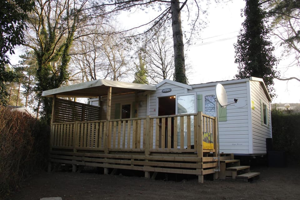 Entre sable et feuillus Campground/ 
RV Resort in Hauts-de-France