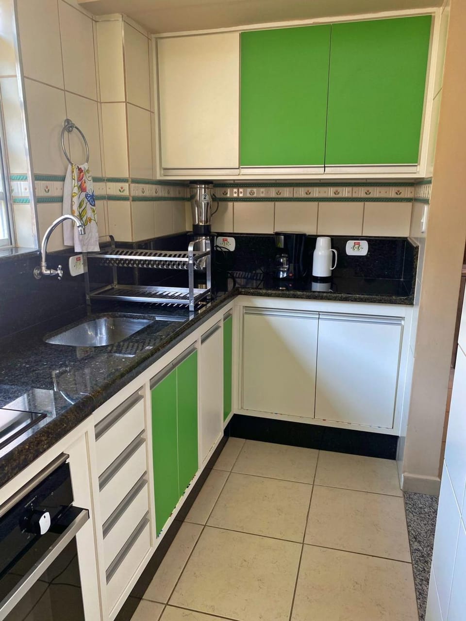 Apartamento Praia Grande Tenório pé na areia c/ ar Apartment in Ubatuba