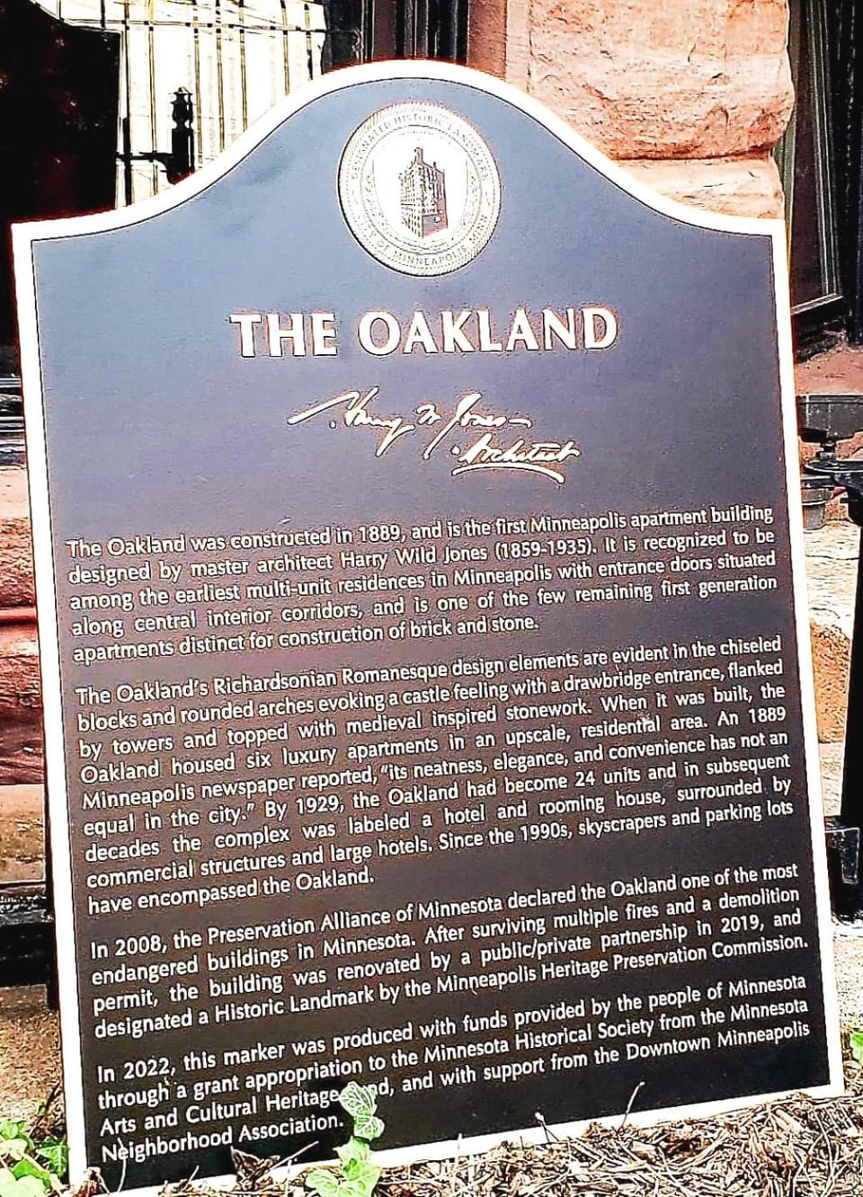 Oaklands on 9th Apartment in Loring Park