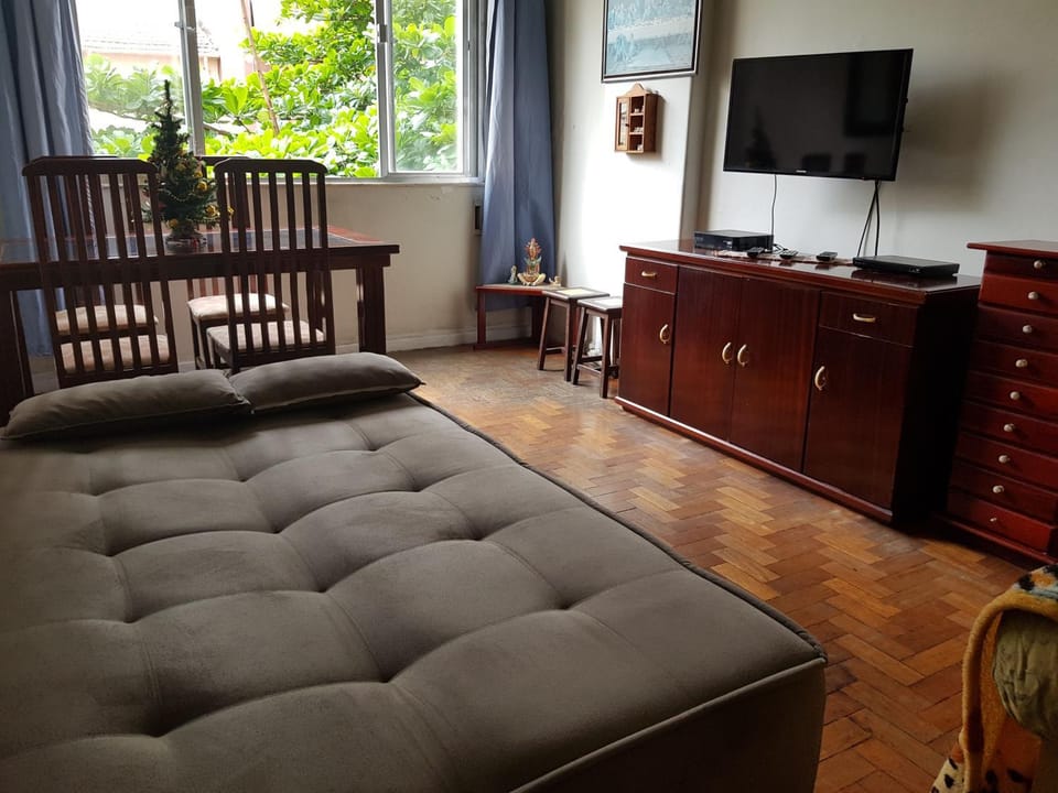 Communal lounge/ TV room, TV and multimedia, Seating area