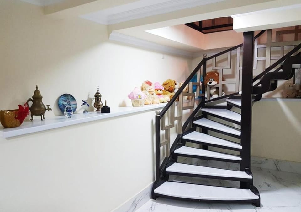Dining area, Dinner