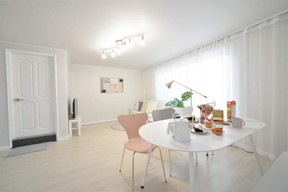 Lovely House Apartment in Seoul
