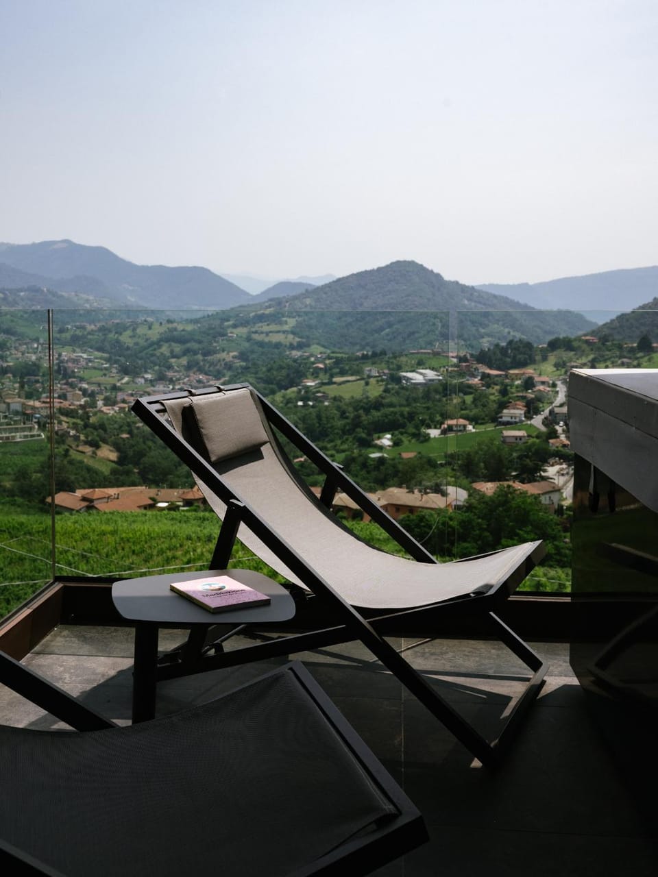 Balcony/Terrace, Mountain view, sunbed