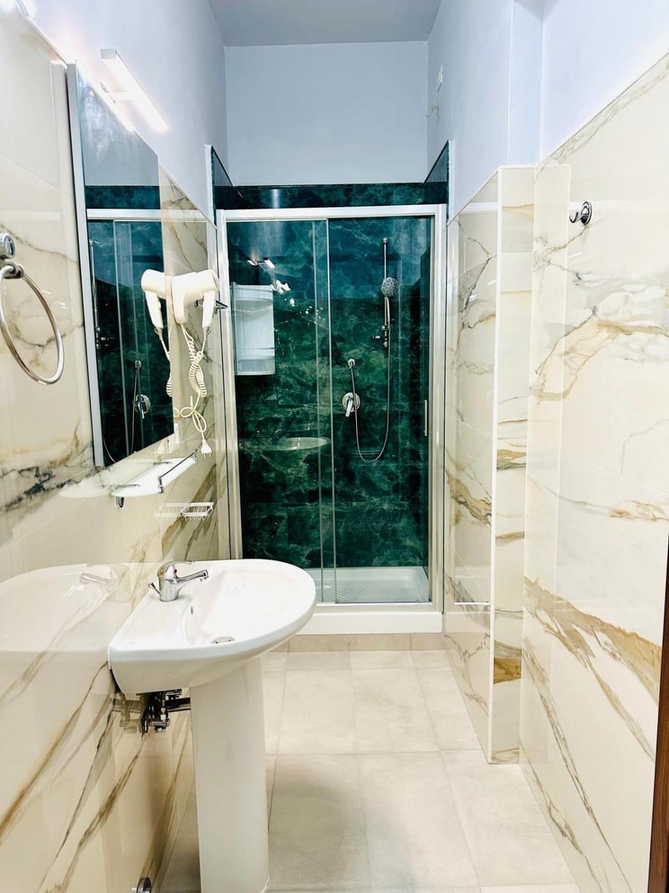Shower, Bathroom