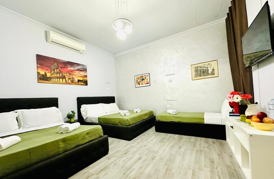 Bed, TV and multimedia, Photo of the whole room, Bedroom, air conditioner