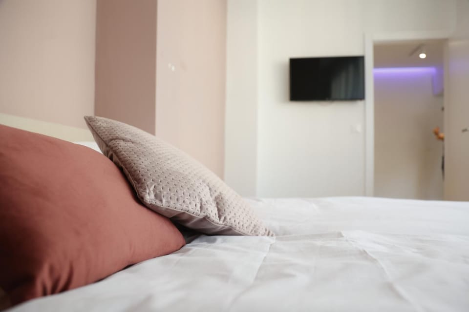 TV and multimedia, Bedroom