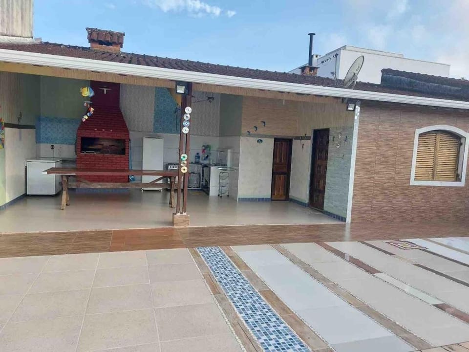 Property building, Balcony/Terrace, Kitchen or kitchenette, Dining area