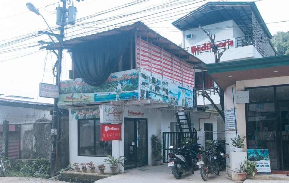Property building, Day