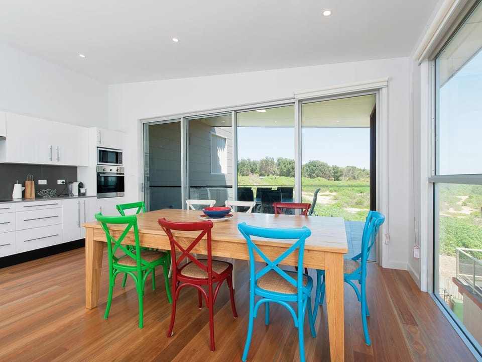Patio, View (from property/room), Balcony/Terrace, Kitchen or kitchenette, Seating area, Dining area, Garden view