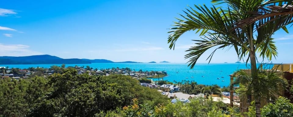 Rendez-vous Chez L'eah Apartment in Airlie Beach