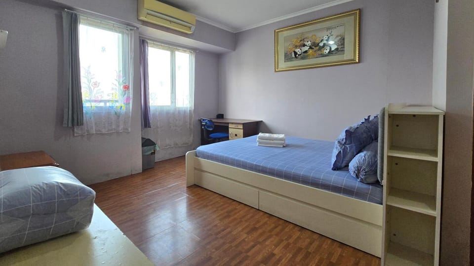Bed, Bedroom, air conditioner