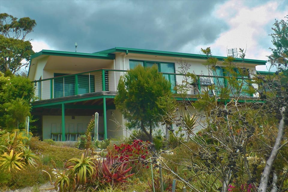 'The Lookout' at 27 Fraser Street House in Bicheno