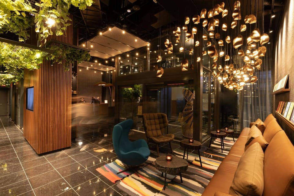 Lounge or bar