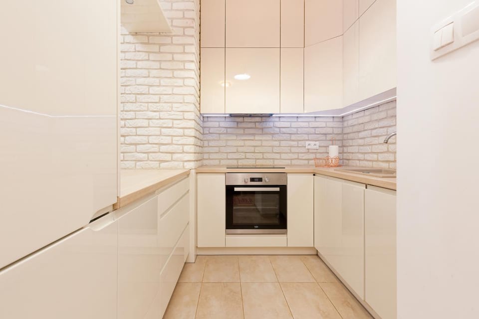 Kitchen or kitchenette, pet friendly, stove