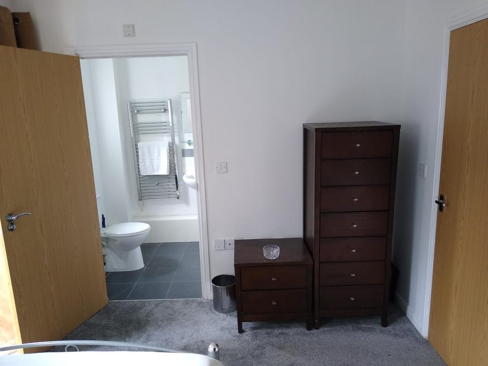 Toilet, Bathroom, Bedroom