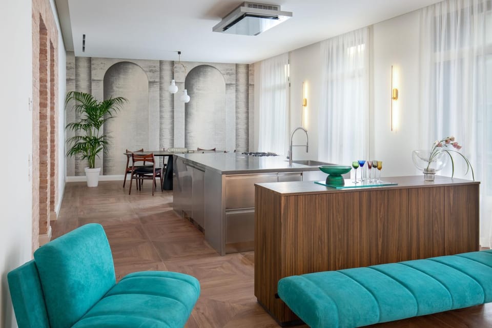 Kitchen or kitchenette, Living room, Dining area
