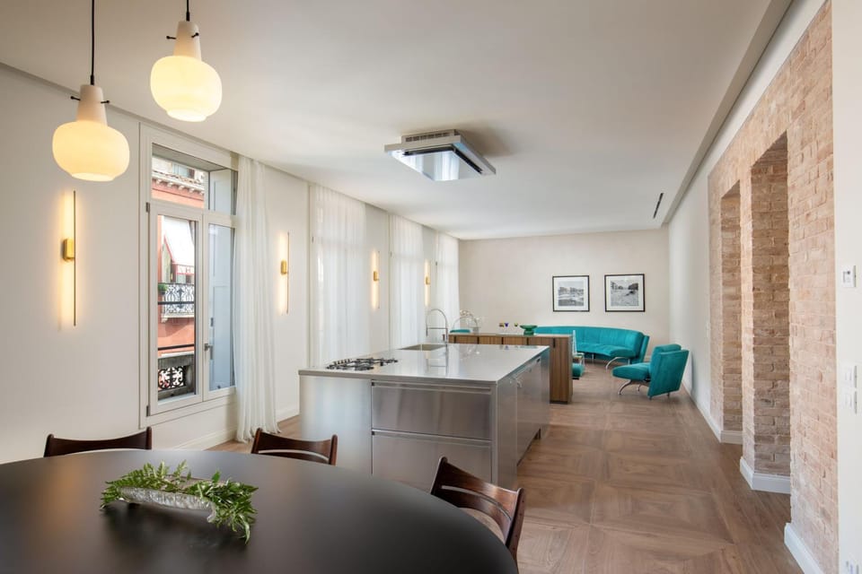 Living room, Dining area, kitchen, kitchen
