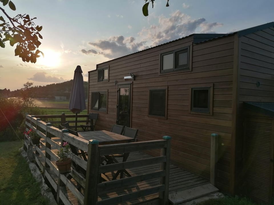 Balcony/Terrace, Balcony/Terrace